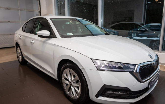 Skoda Octavia cena 86900 przebieg: 84875, rok produkcji 2020 z Łódź małe 781